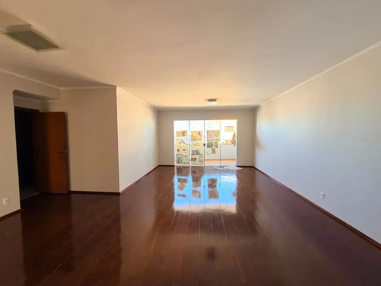 Apartamento 3 Quartos | Centro | 250m² de Conforto e Localização Privilegiada - Foto 2