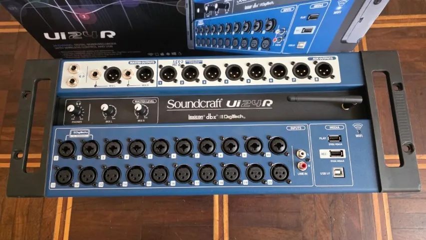 Mesa de Som Digital Soundcraft UI24R - Foto 4