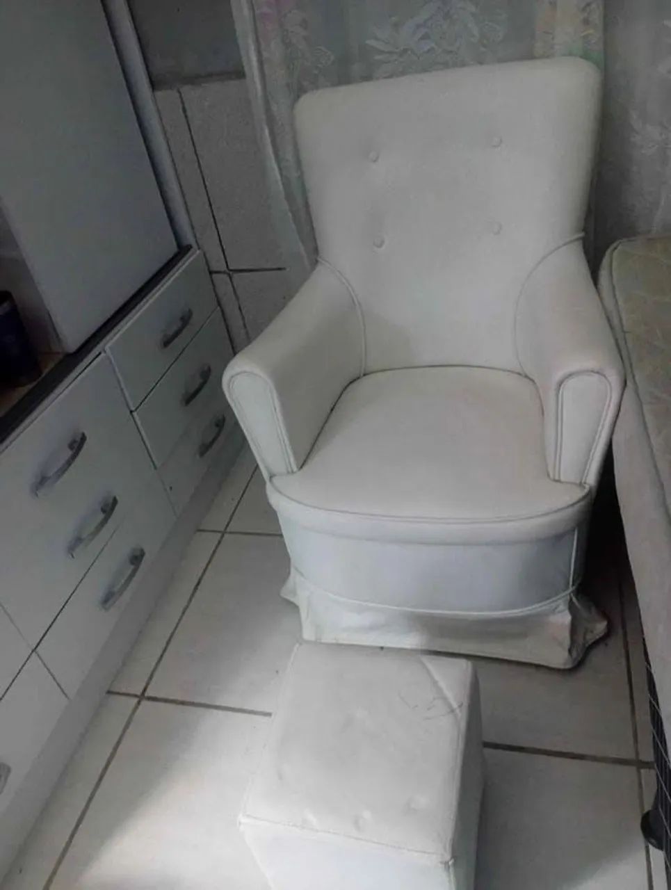 Poltrona de amamentação 