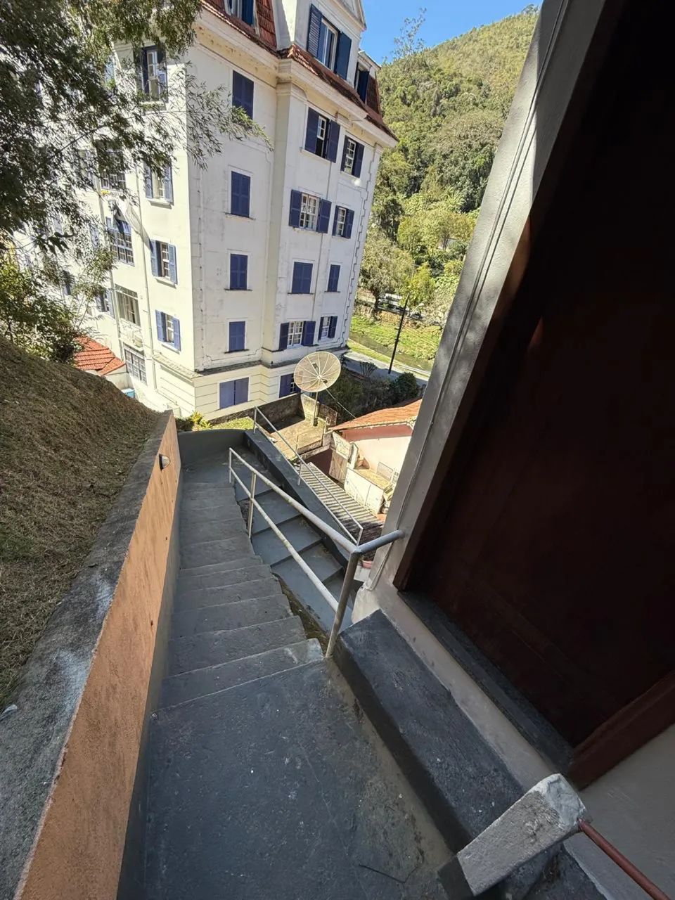 Alugo Apartamento tipo Casa Centro  - Foto 3