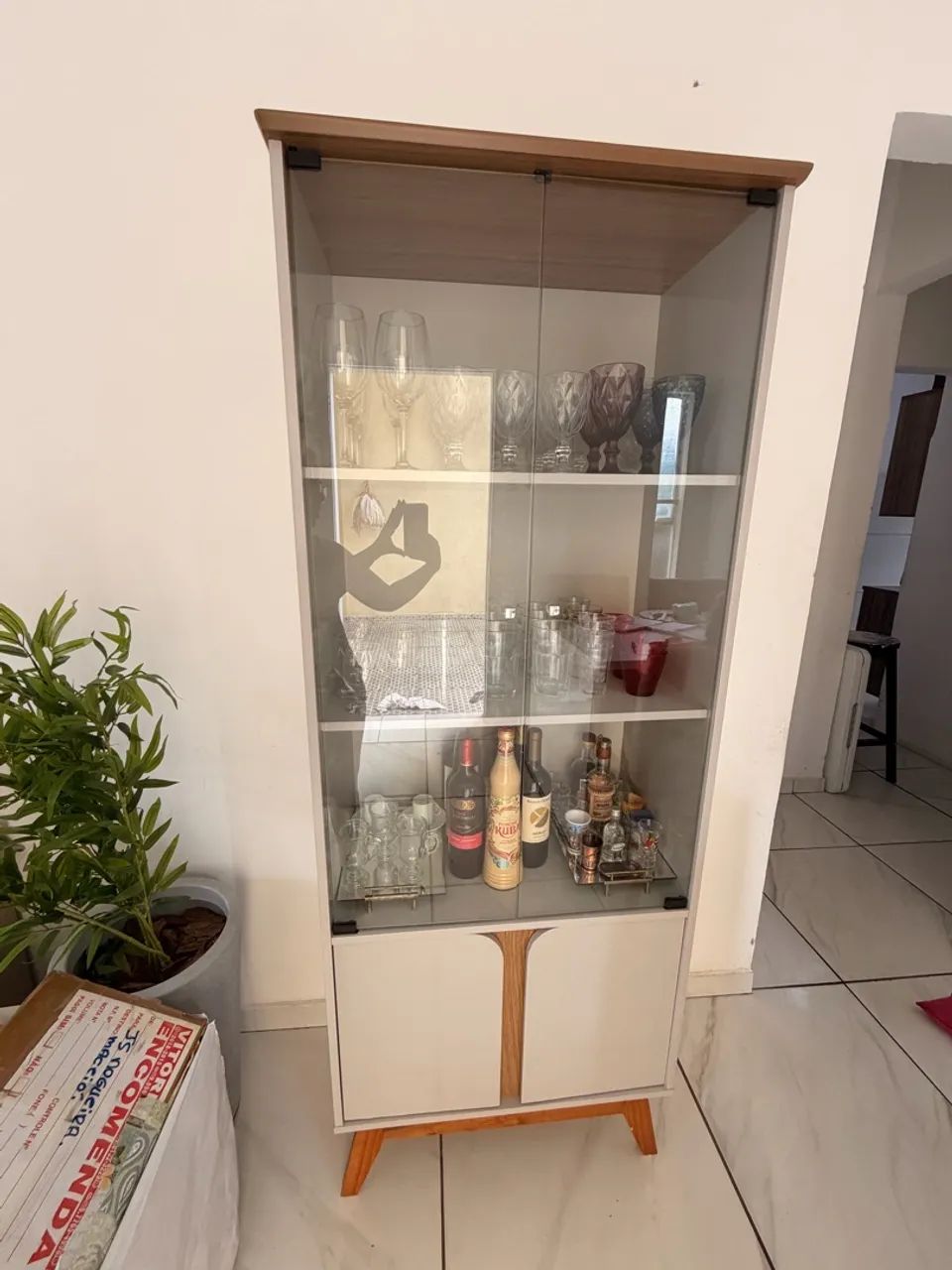Cristaleira com Portas de Vidro - Foto 3