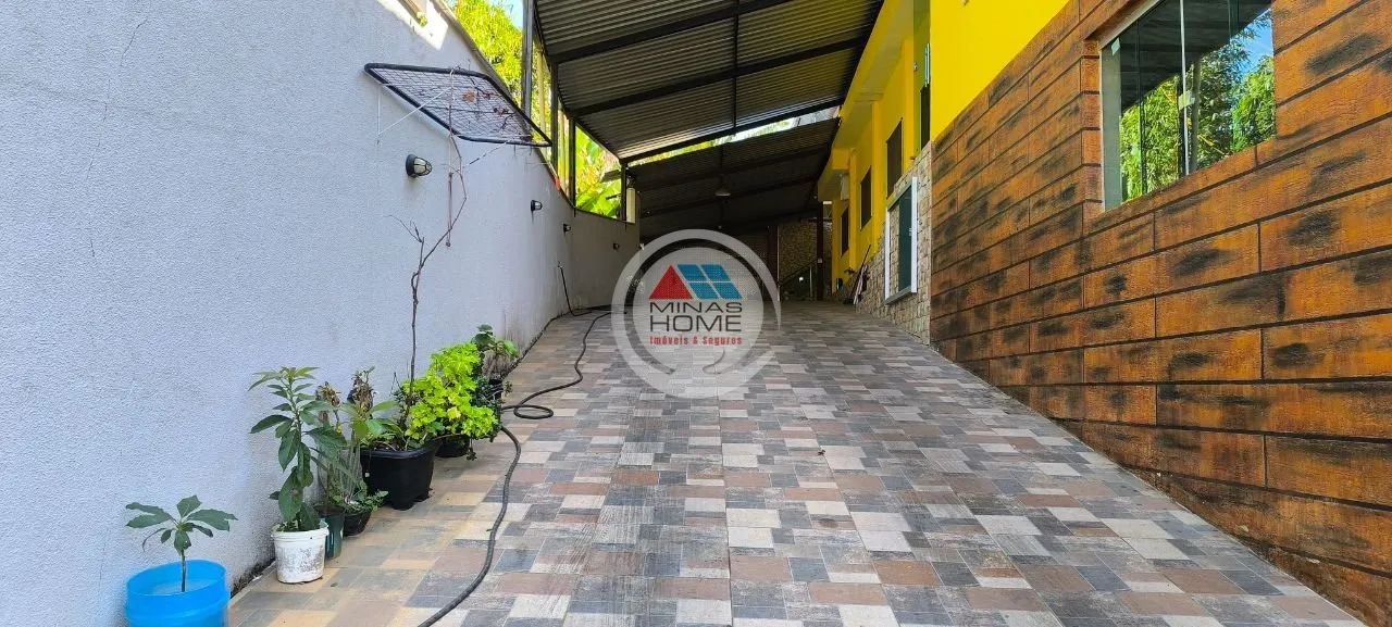 Casa de 3 quartos com loja comercial de frente para rua - Foto 2