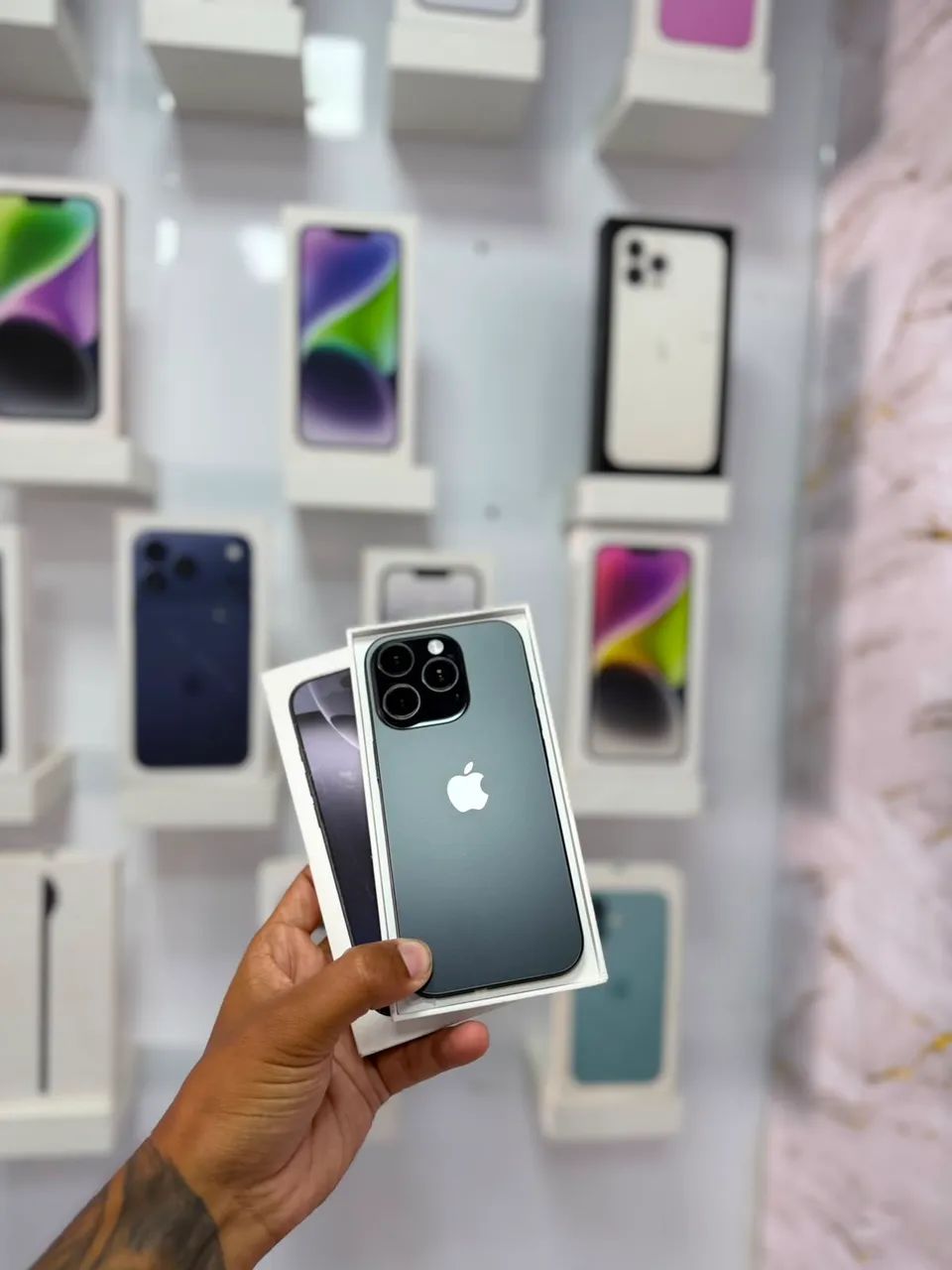 iPhone 16 Pro - 128GB ( Seminovo ) - Foto 3