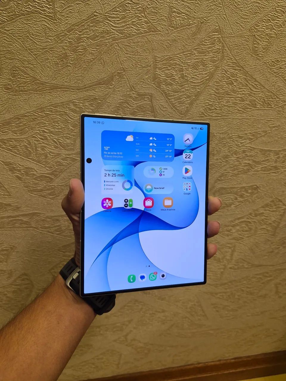Samsung Galaxy Z Fold 8 256gb - Foto 3