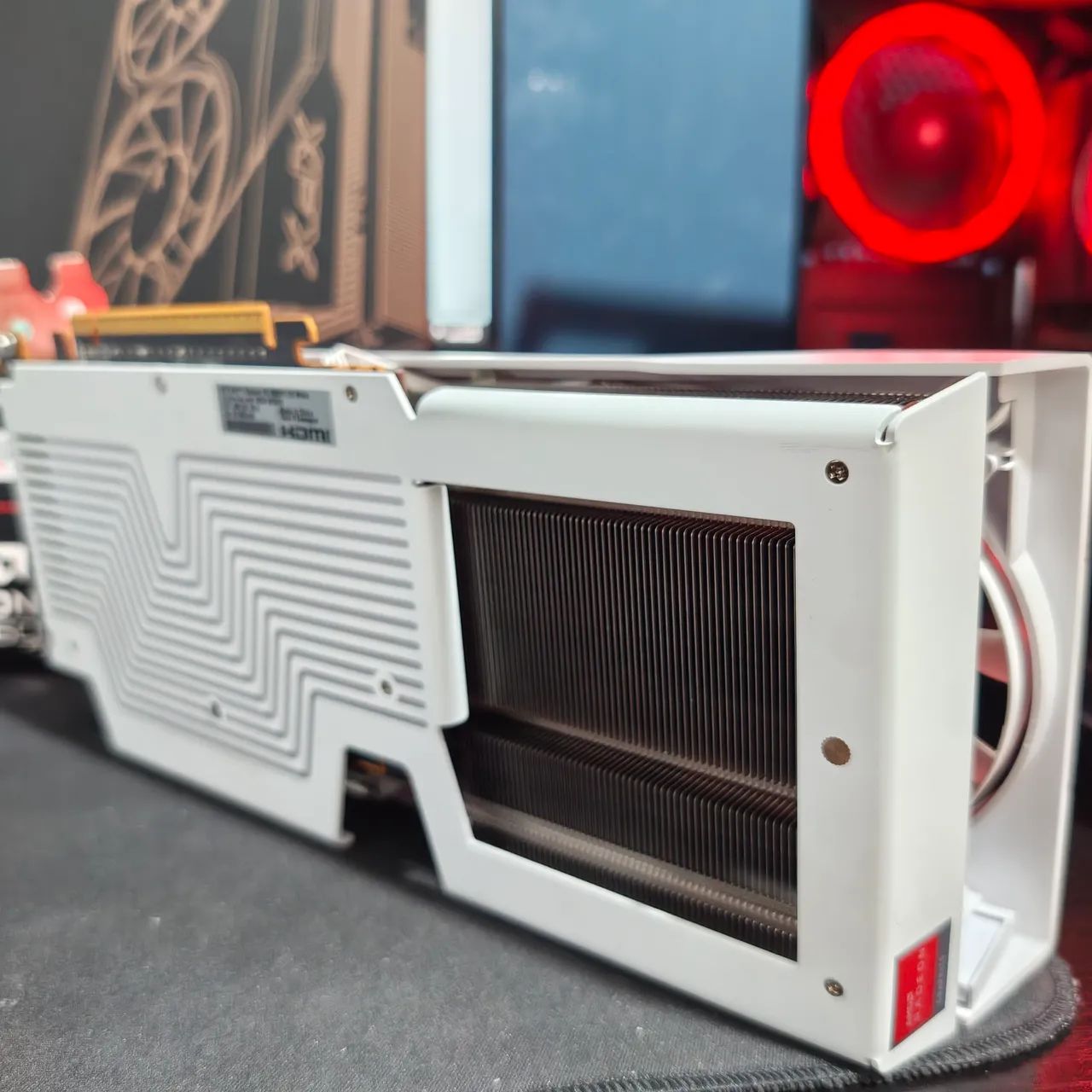 RX 9060 XT 16GB XFX White Edition - Aceito trocas! - Foto 3