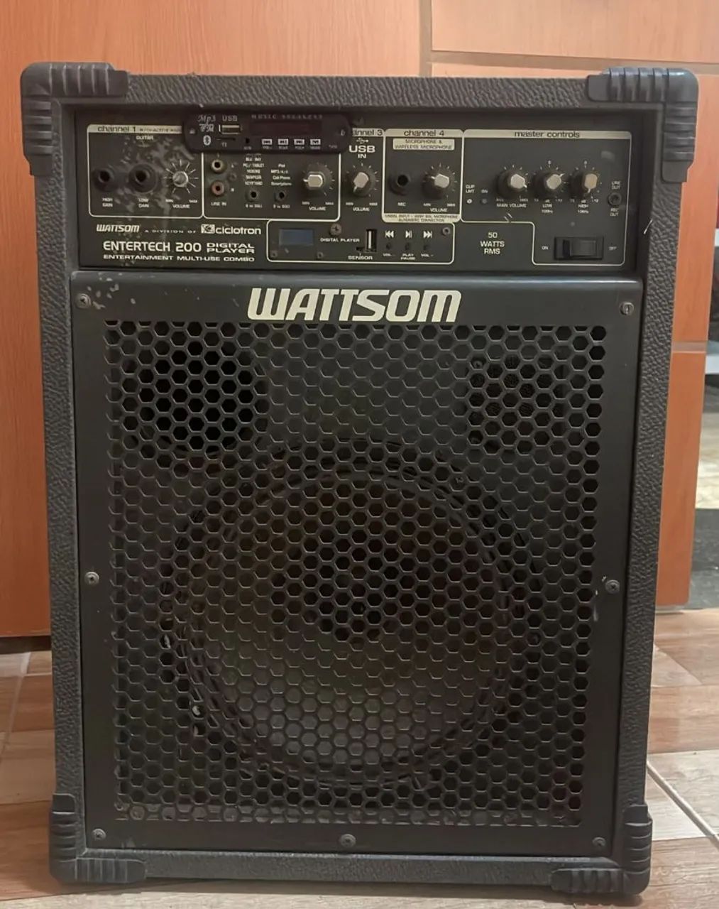 Caixa amplificada 