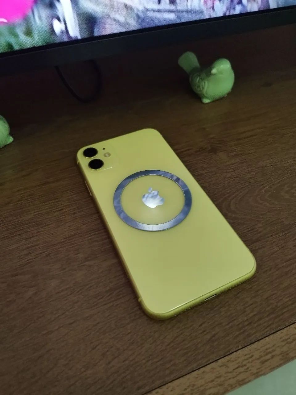 iPhone 11 dourado 64gigas  - Foto 4