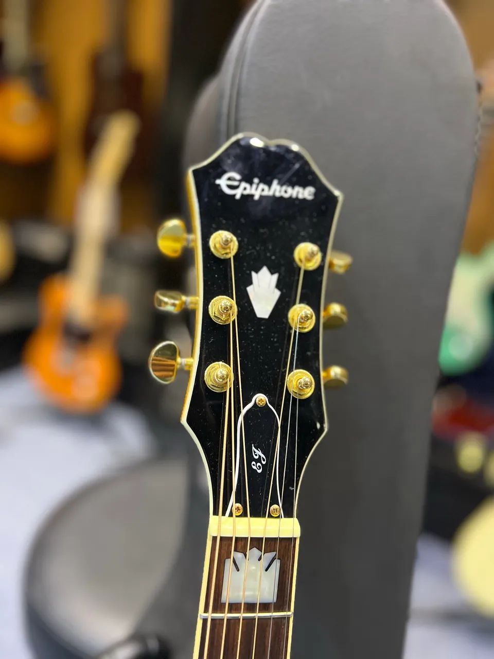 Violão Epiphone EJ-200 Natural com Hard Case  - Foto 4