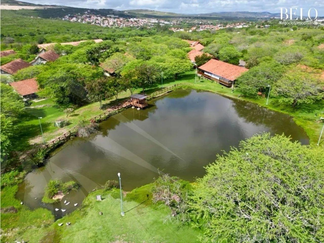 Flat com 03 Suítes no Asa Branca em Gravatá 