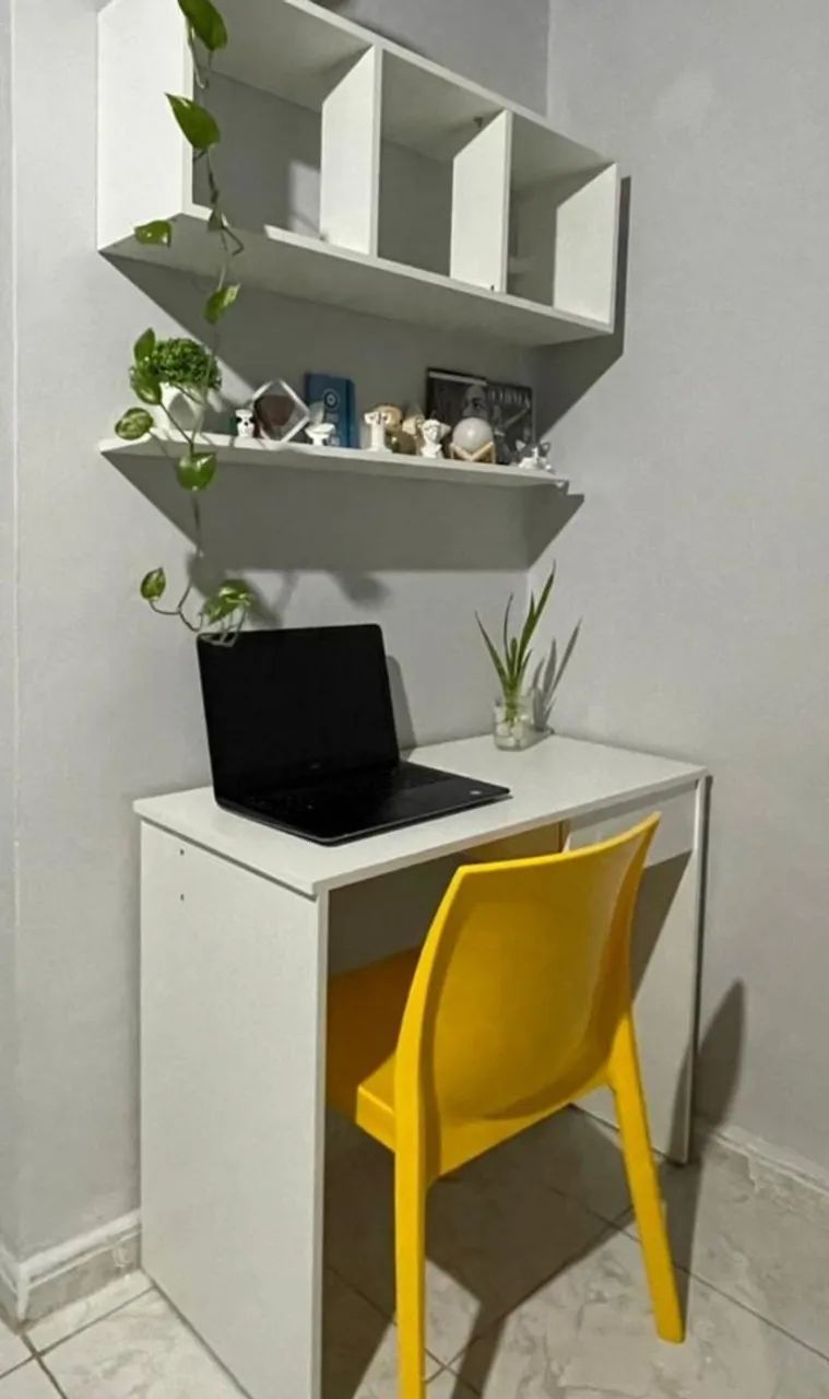 Mesa +nicho +pratileira em mdf