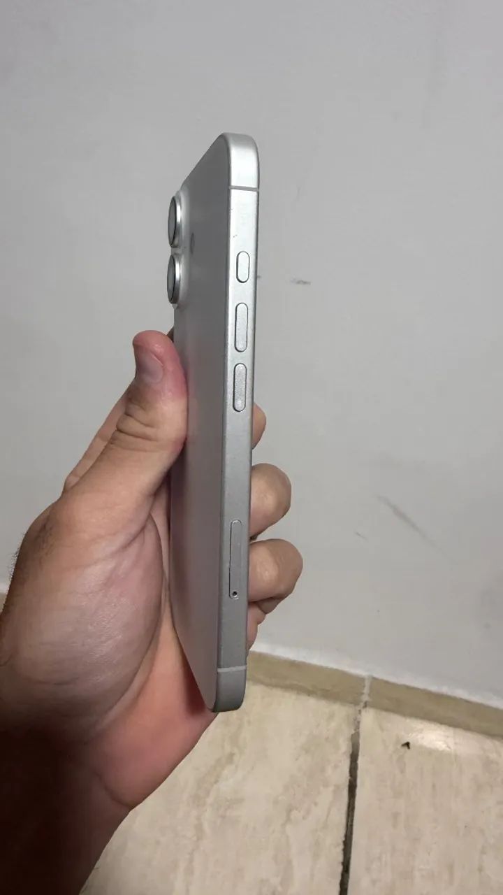 Iphone 16 128gb com caixa e sem marcas - Foto 3