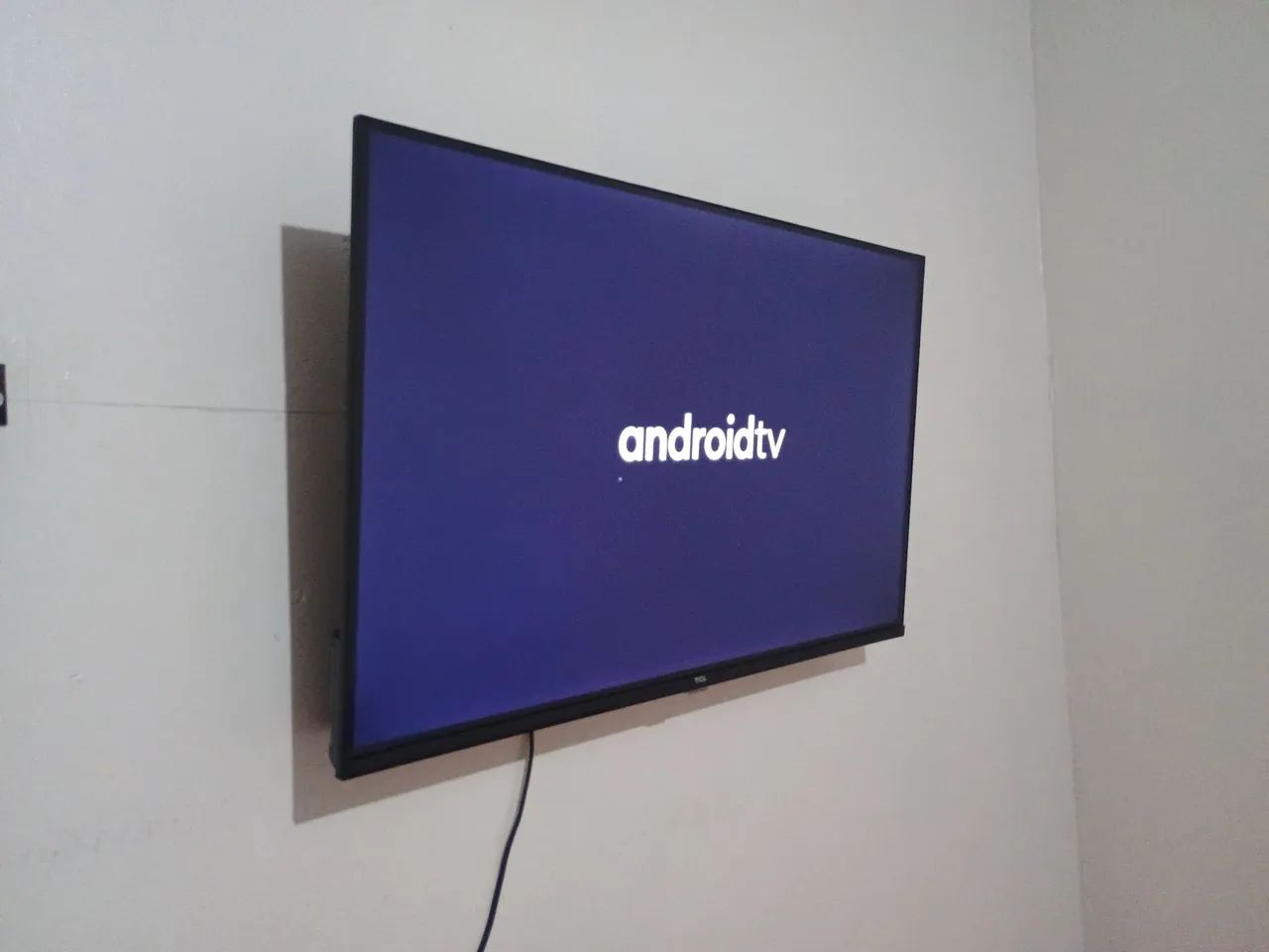 Vendo teve zerada TCL 32 nova Android valor 650  - Foto 5