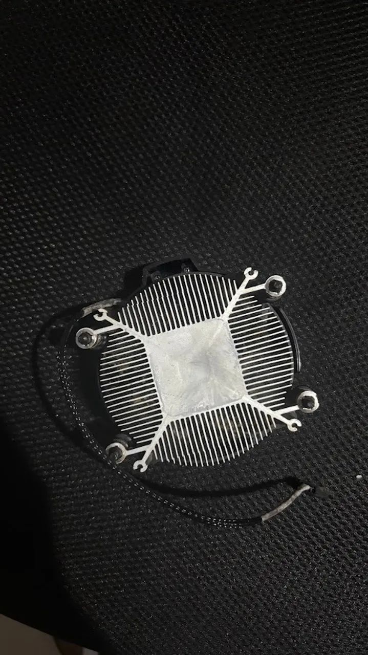 Cooler Original AMD Wraith Stealth Socket AM4 - Foto 2