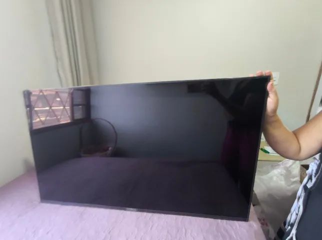 TV LG UHD AI UA75 WebOS 43 polegadas com defeito  - Foto 4