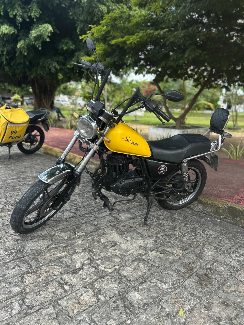Susuki Intruder 125cc customizada  - Foto 3