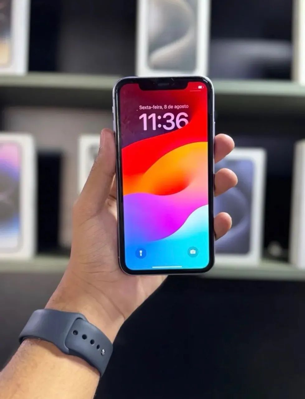iPhone 11