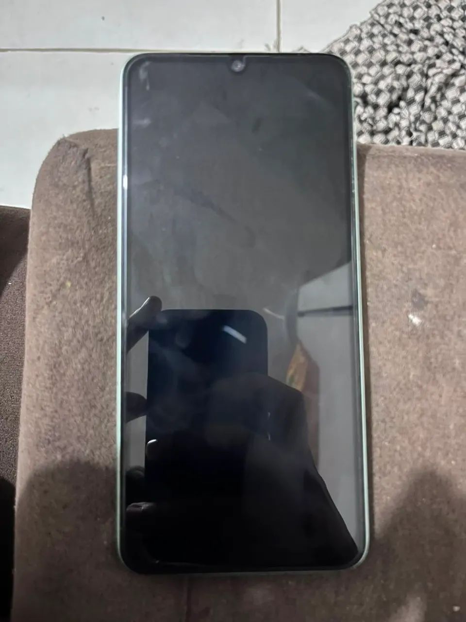 celular xiami redmi 13c defeito na tela 256gb - Foto 3