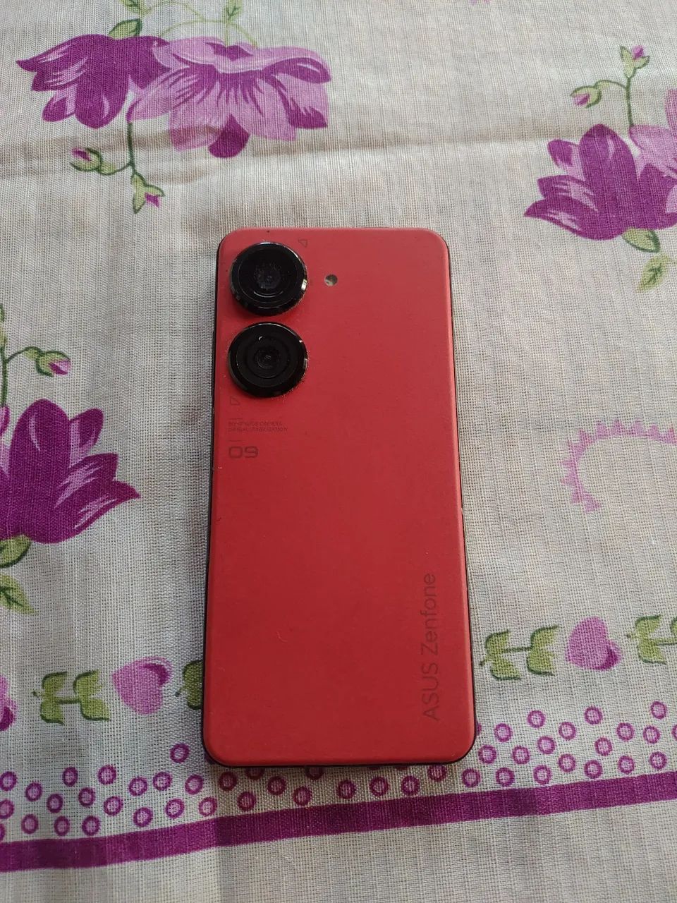 Asus ZenFone 9 tela trincada - Foto 2
