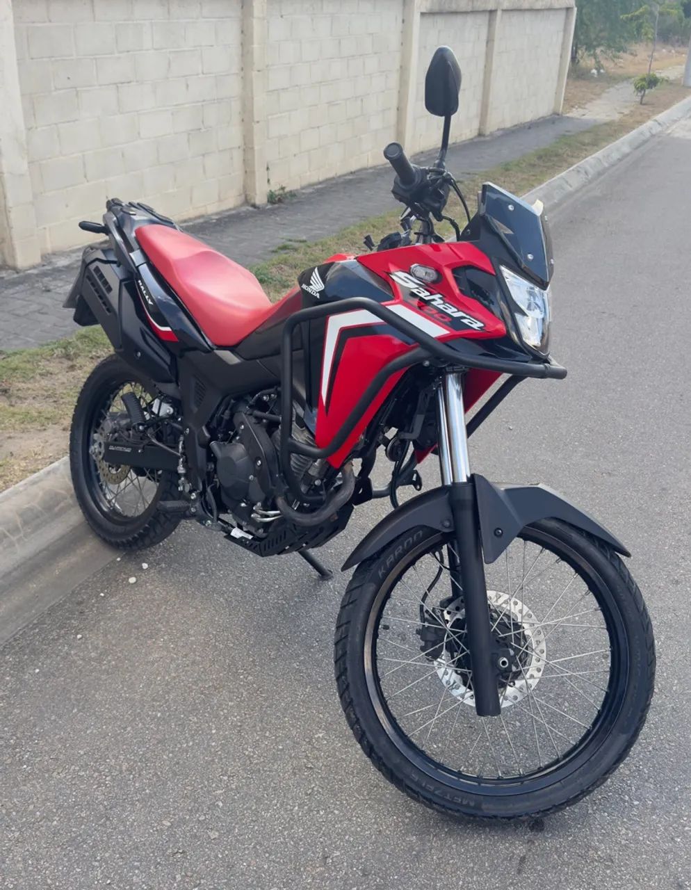 SAHARA 300 RALLY ABS