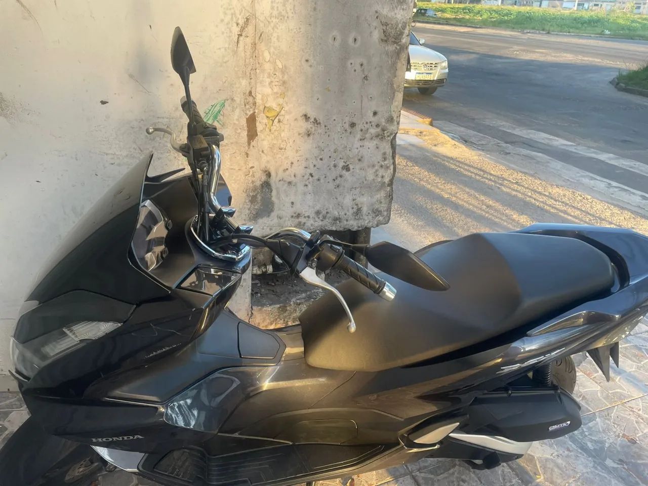 Vendo uma PCX - Foto 3