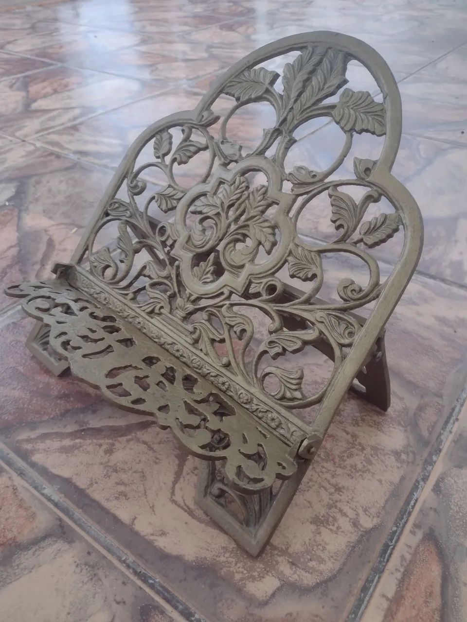 Porta bíblia de bronze 65171908710402120