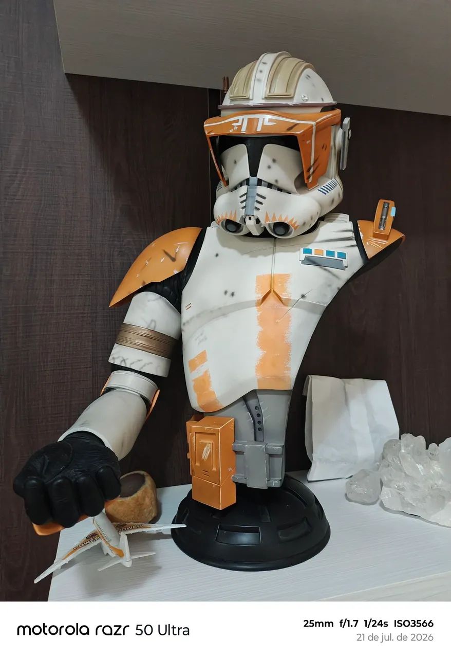Sideshow Comandar Cody escala 1/2 - Foto 2