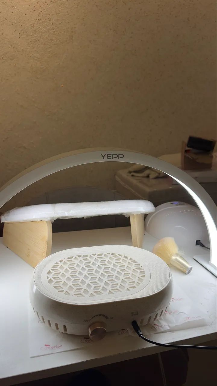 Vendo luminária de mesa  - Foto 3