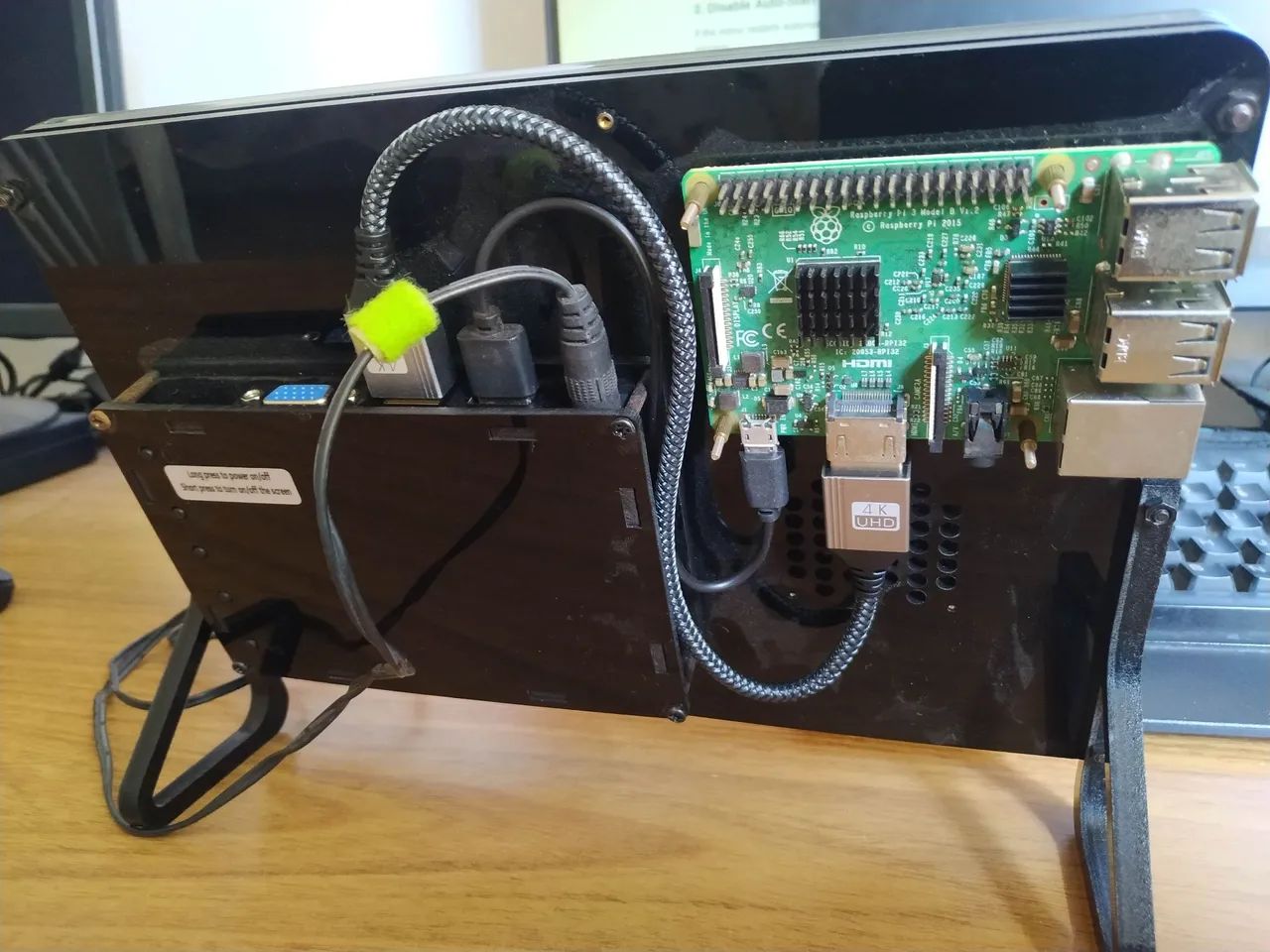 Raspberry Pi3 com Tela - Foto 2