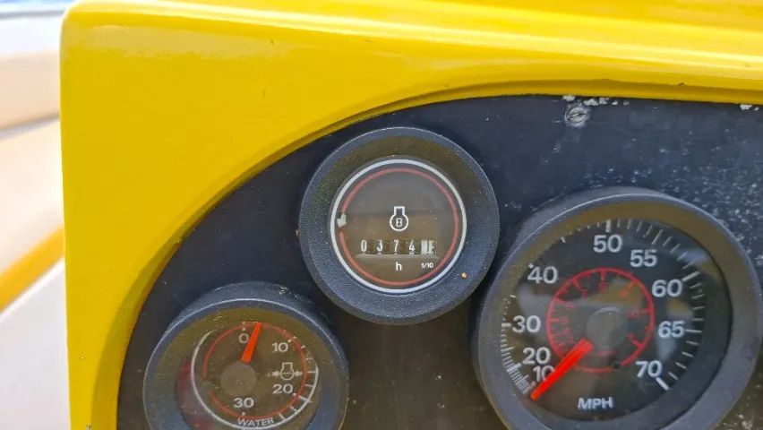 Lancha 19 pés, motor 90 HP Envirud - em perfeito estado e conservação, motor com 370 hs - Foto 5