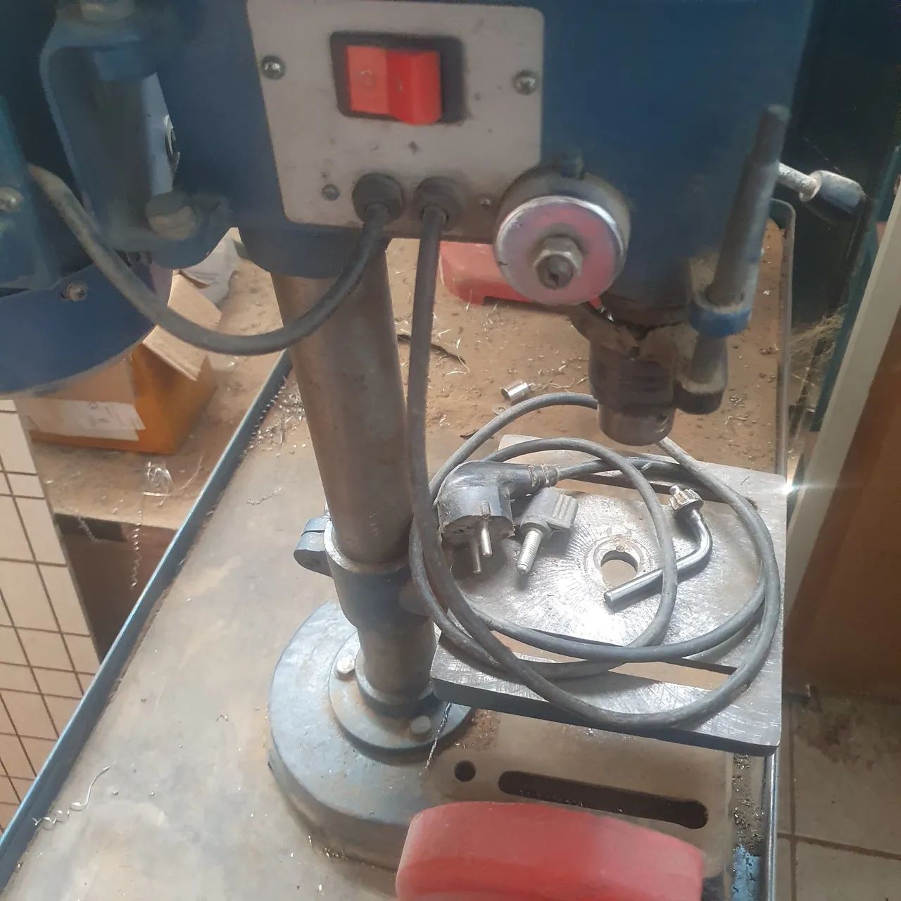 Furadeira de Bancada- Tipo: 5 Speed Drill Press. - Foto 5