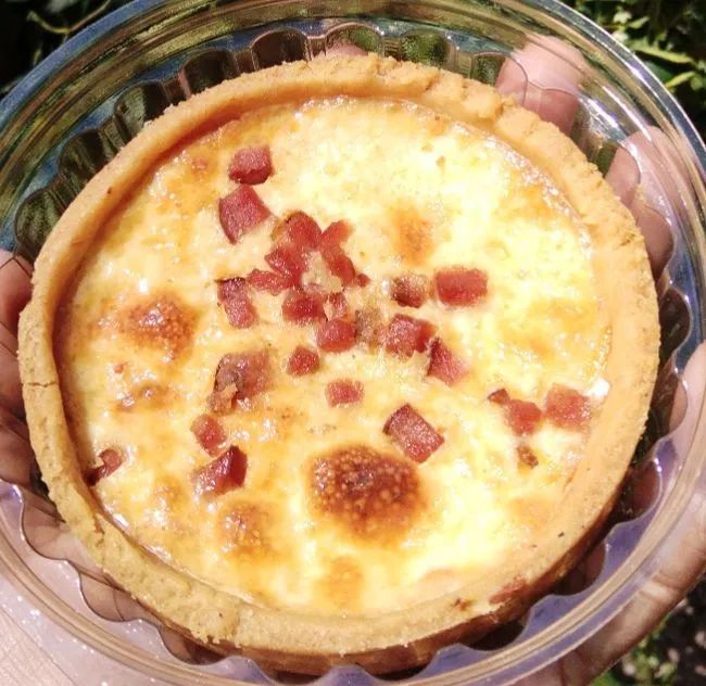 QUICHES, BOLOS  E TORTILETS BOLOS CONFEITADO E CENTO DE EMPADINHAS E TORTILETS PRA FESTAS  - Foto 5