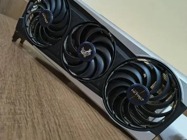RX 6700 XT 12gb Nitro Plus+
