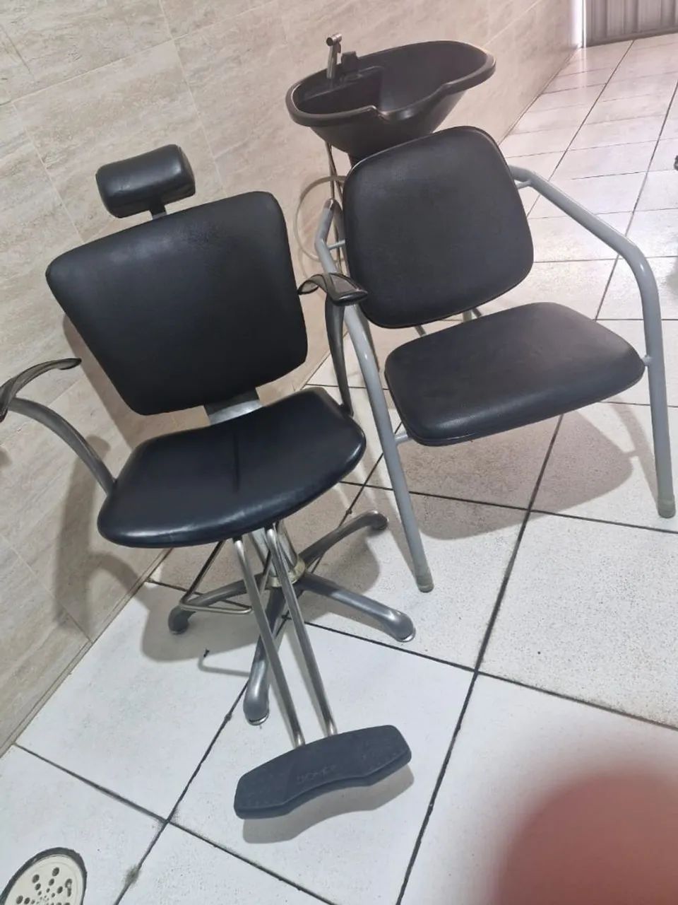 Lavatório, cadeira e espelho - Foto 2