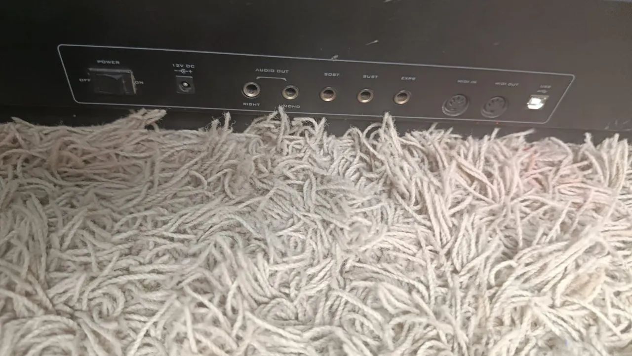 Piano M-Audio prokeys 88 e controlador  - Foto 3