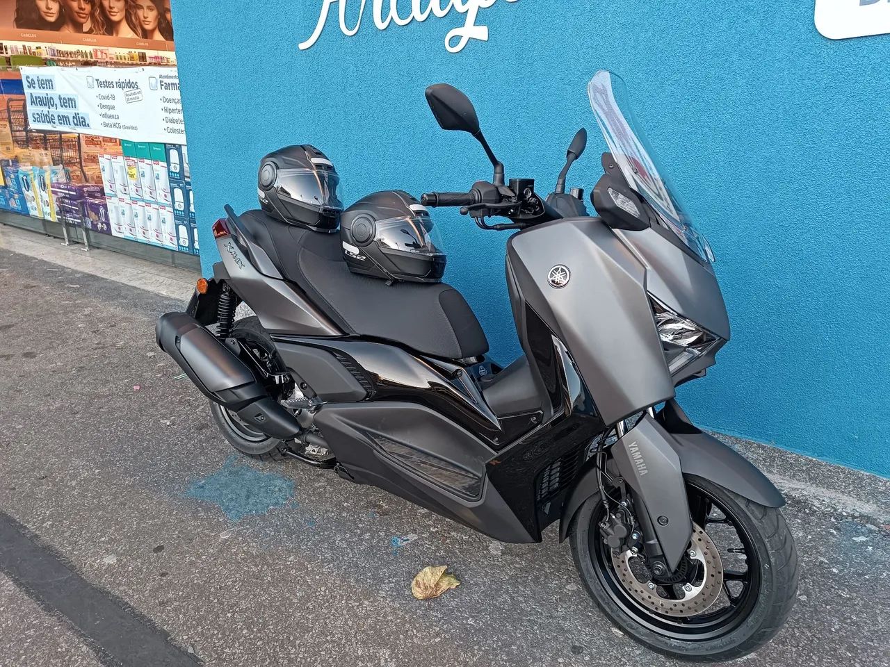 Xmax 300 Connected 2026