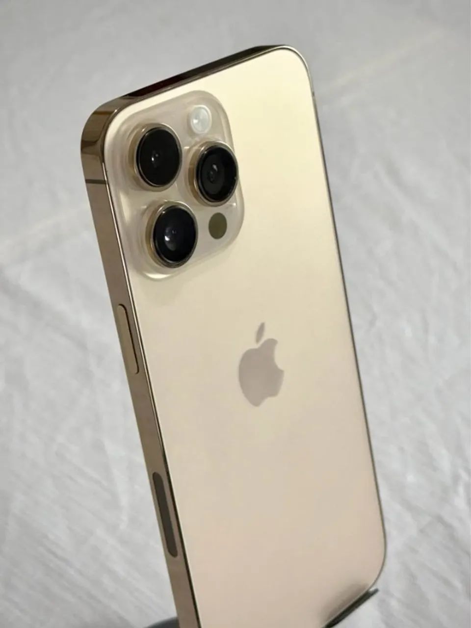 iPhone 14 Pro Max Gold - Celulares e Smartphones - Santa Terezinha