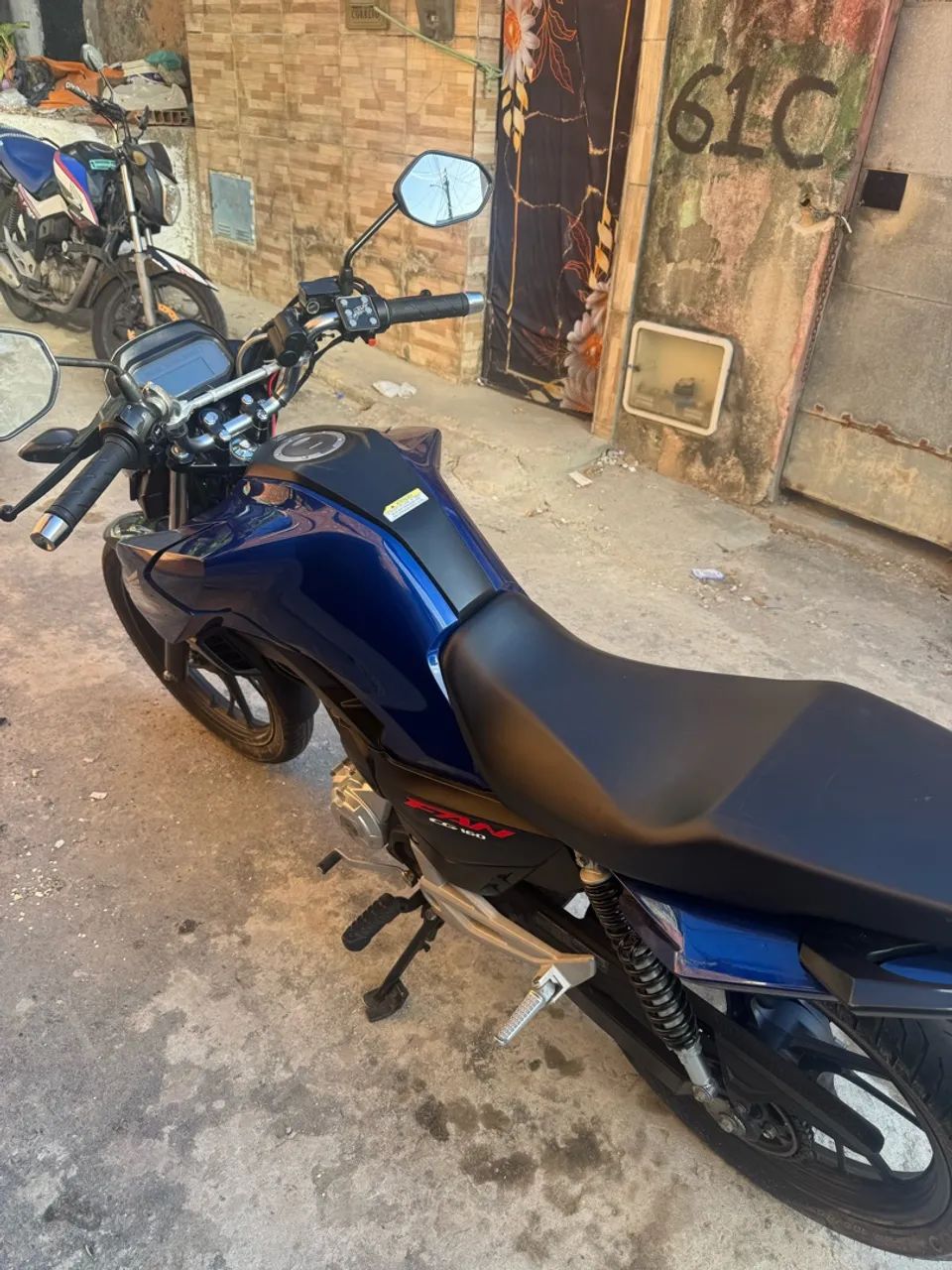 160 azul 2025 - Foto 2