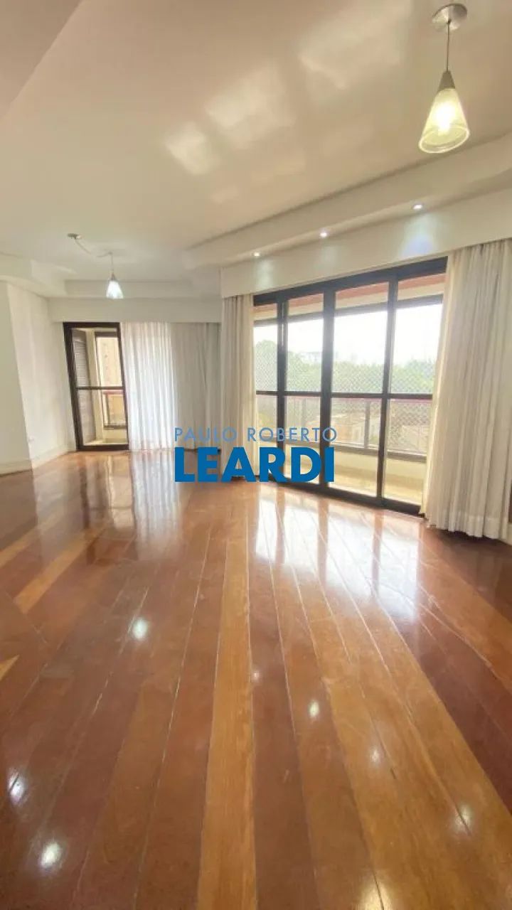 APARTAMENTO - MOOCA - SP