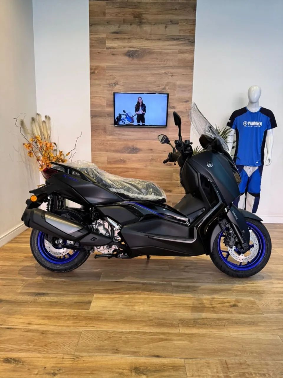 NOVA XMAX 300 ABS Connect 2026