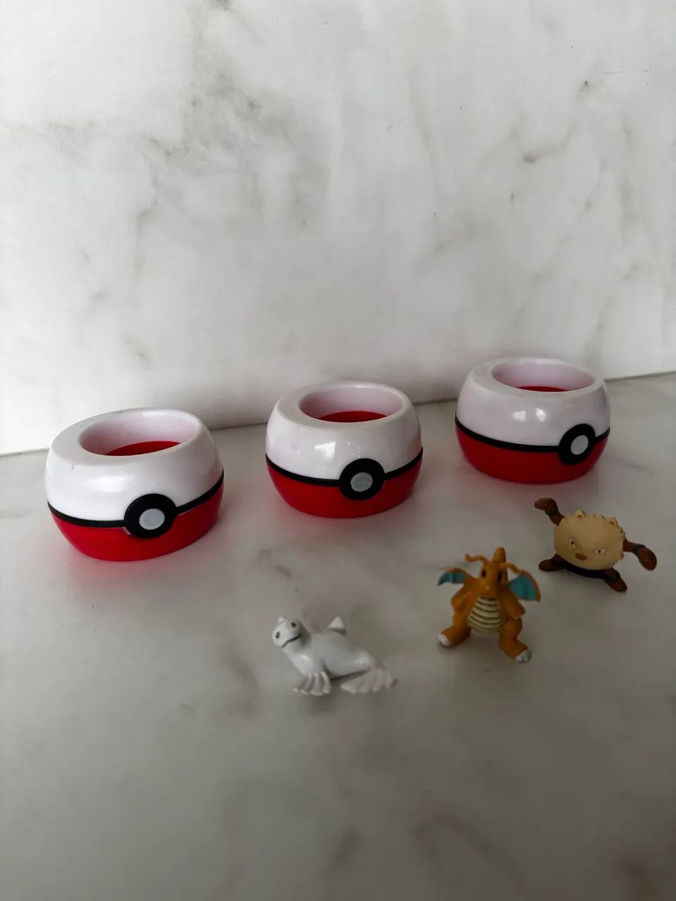 Kit com 3 Pokémons caçulinha + pokebolas - Foto 4