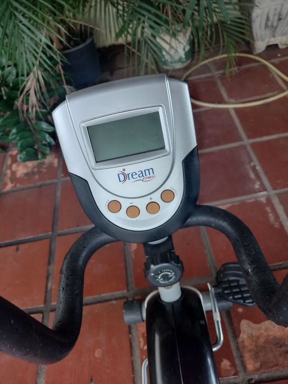 Vendo Bicicleta ergométrica horizontal recomendado para pessoas idosas  - Foto 3
