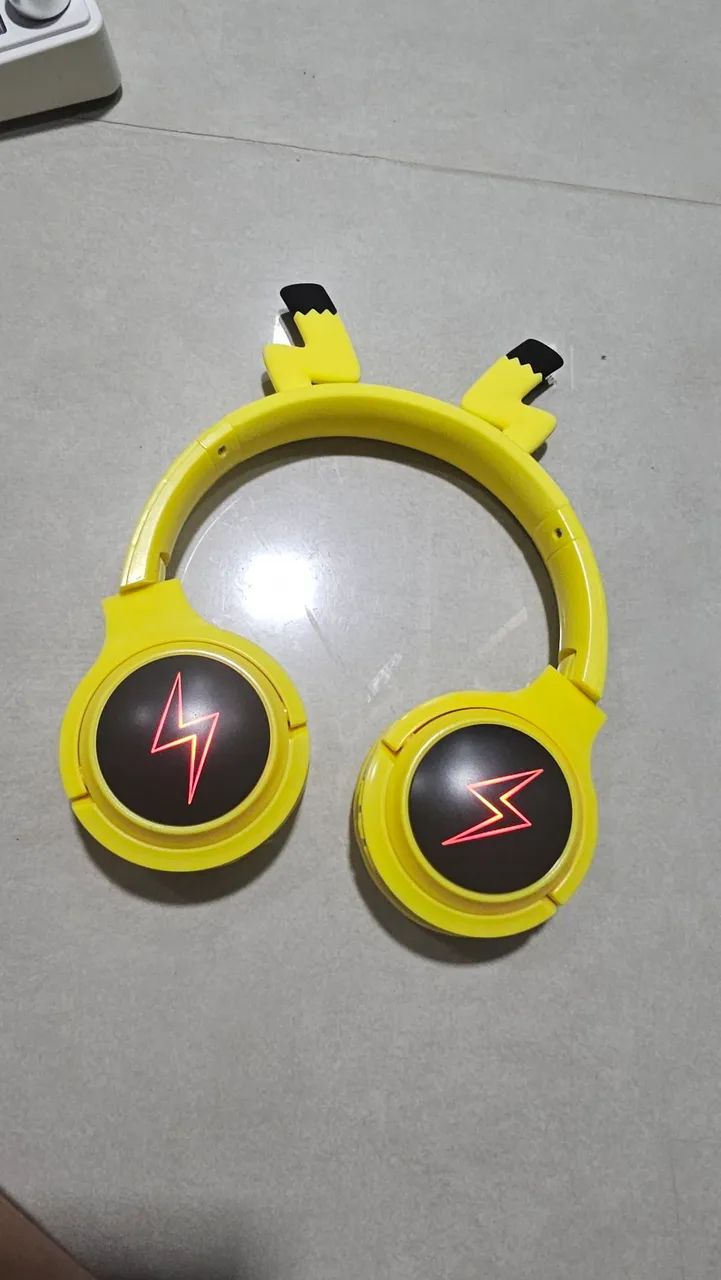 Fone do pikachu bluetooth wireless amarelo - Foto 2