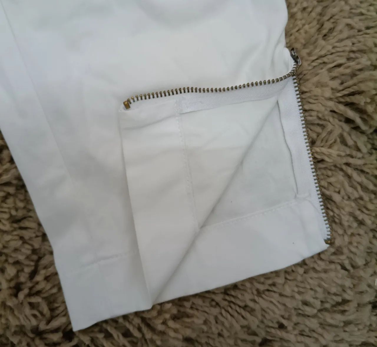 Calça jeans branco feminina  - Foto 3