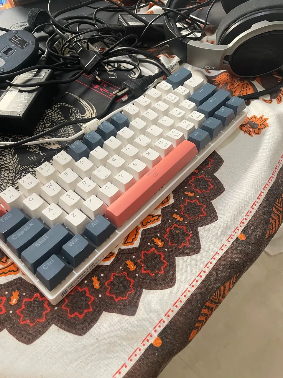 Mouse e teclado gamer acompanhando mouse pad  - Foto 5