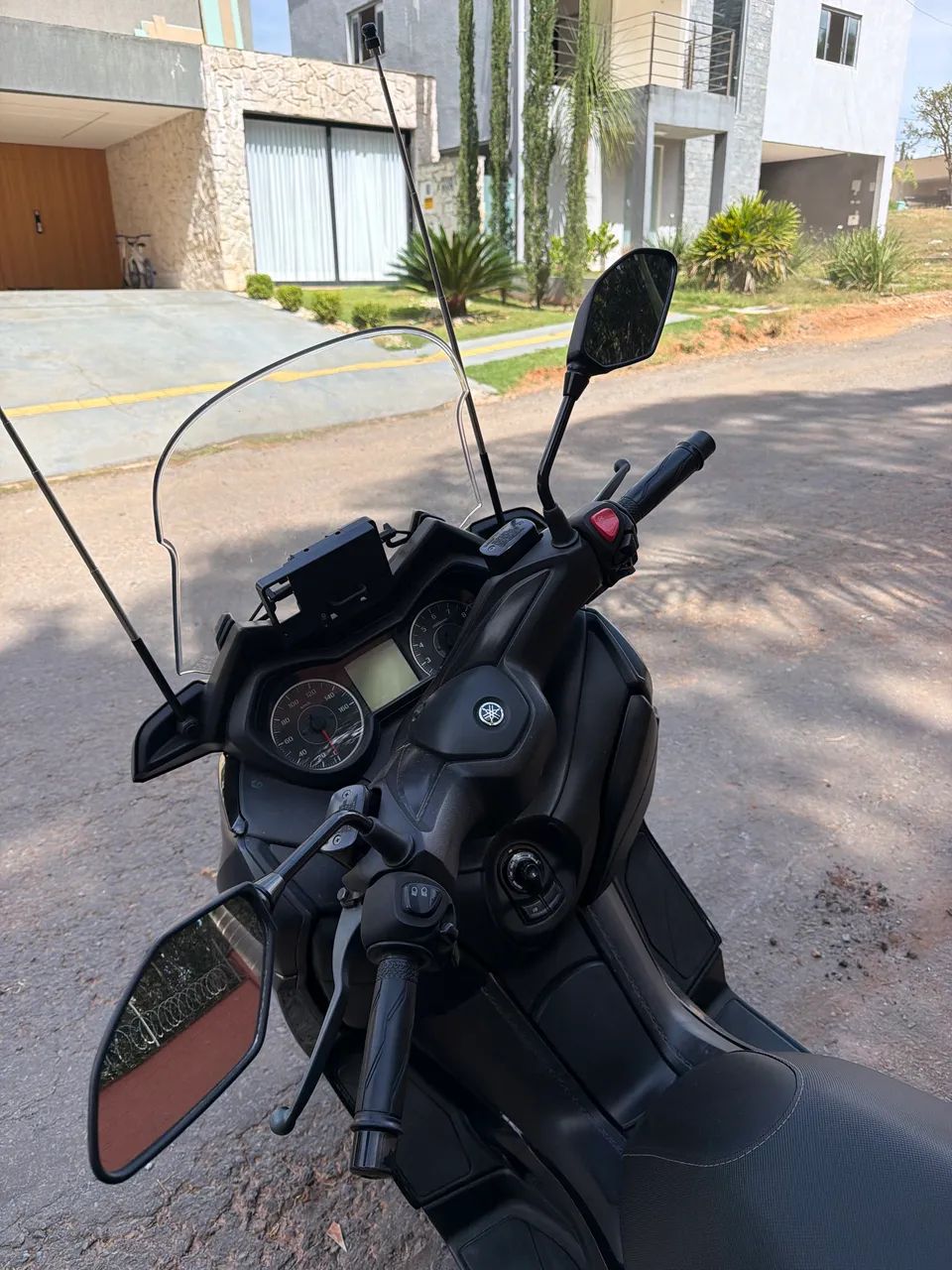 X-max 2022 Extra  - Foto 5