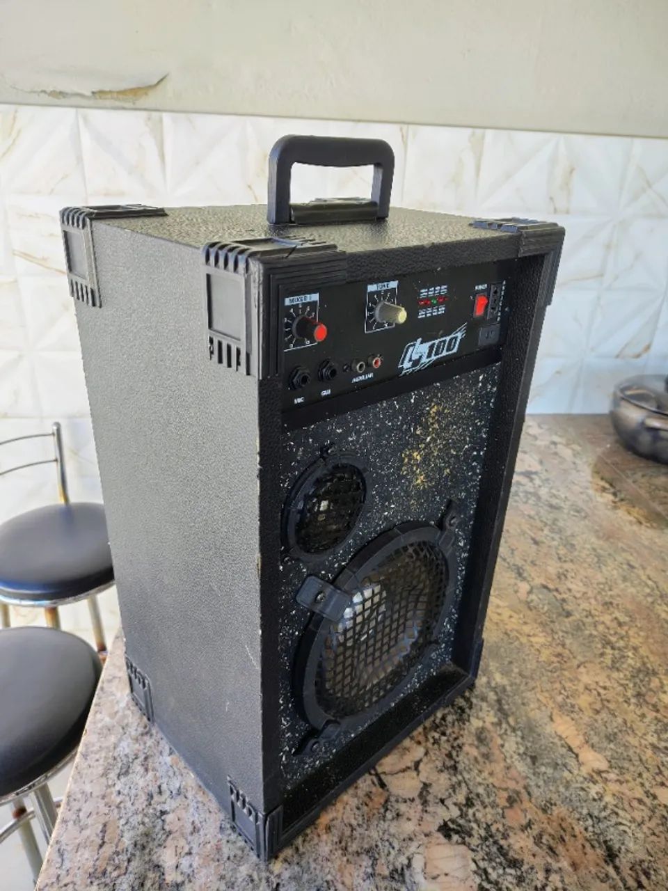 CAIXA AMPLIFICADA LL AUDIO LL 100 - 25W RMS