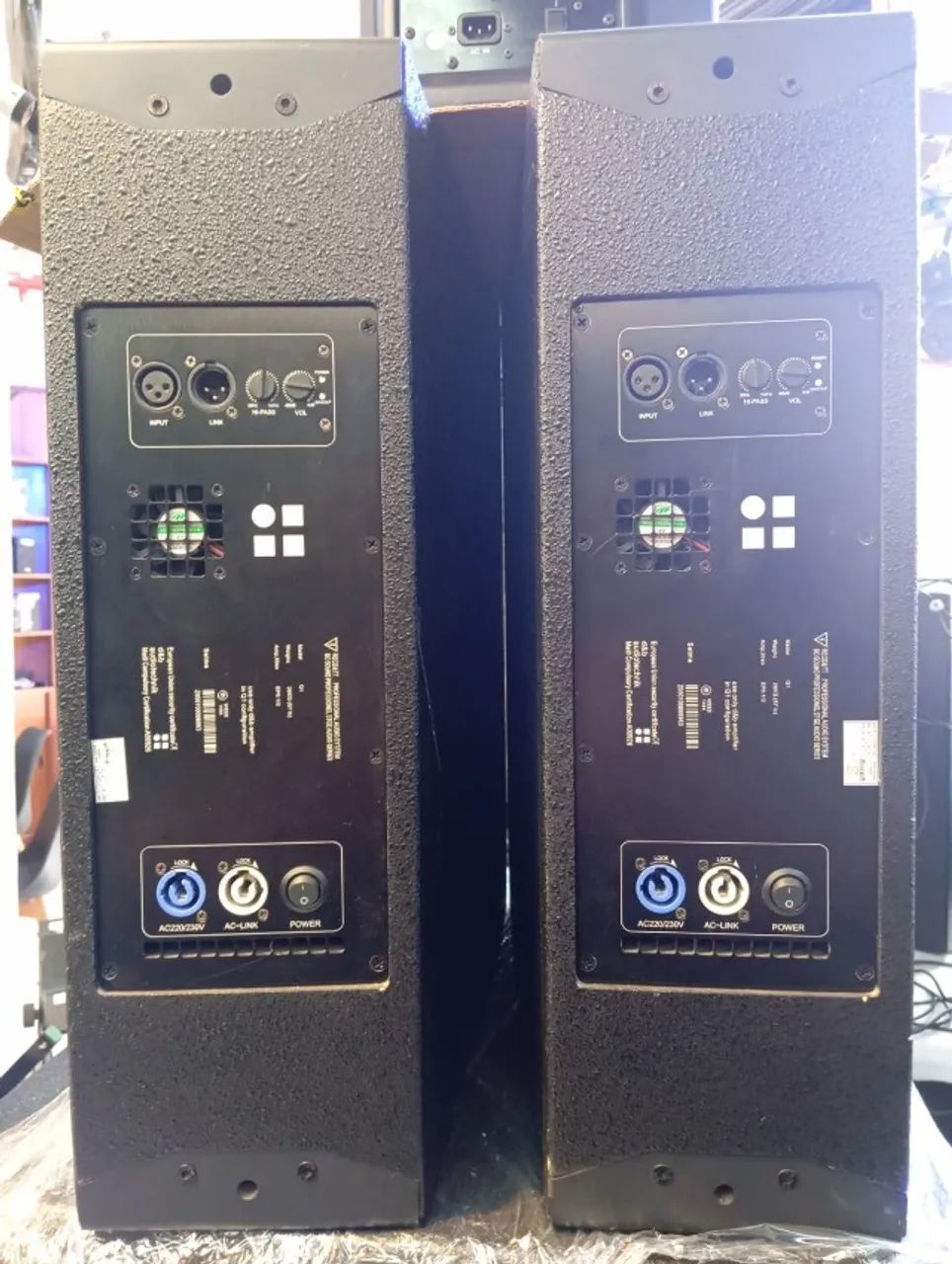 SISTEMA LINE ARRAY  MARCA : D&B tecnologies  MOD: Q1 - Foto 2