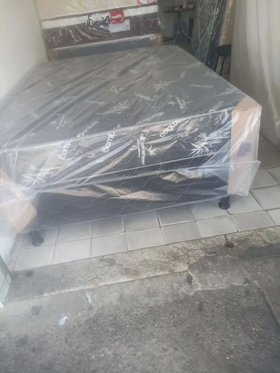 Cama box alta