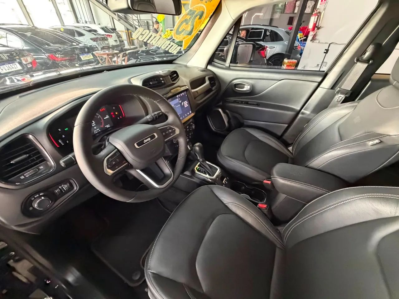 Jeep Renegade Longitude T270 1.3 Turbo 4x2 Aut., foto 10 de 20