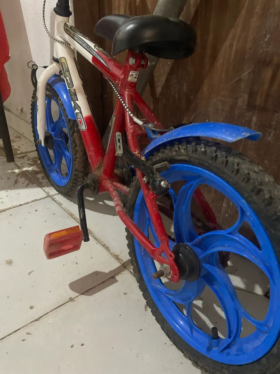 VENDO BICICLETA INFANTIL ARO 20 - Foto 3